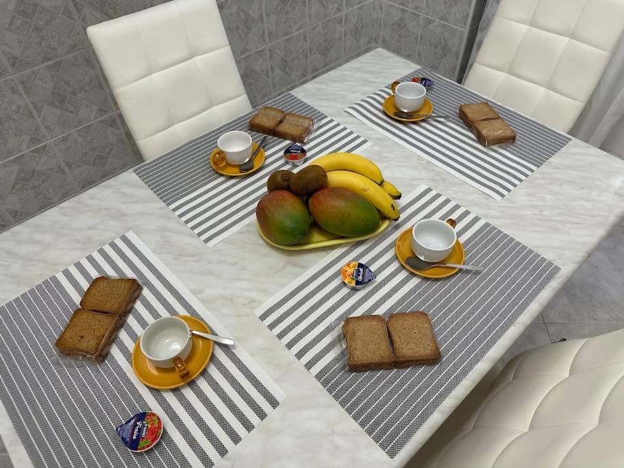 Casa Eleonora: A 5 Min Dal Mare + Free Parking Apartamento Ventimiglia Exterior foto